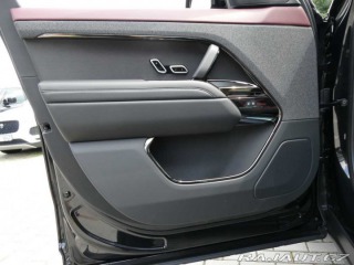 Land Rover Range Rover Sport Dynamic SE P460e 2025