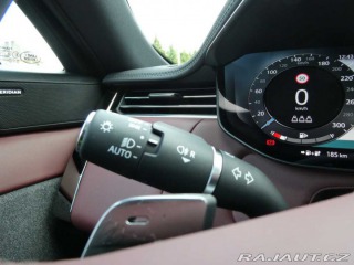 Land Rover Range Rover Sport Dynamic SE P460e 2025