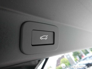 Land Rover Range Rover Sport Dynamic SE P460e 2025