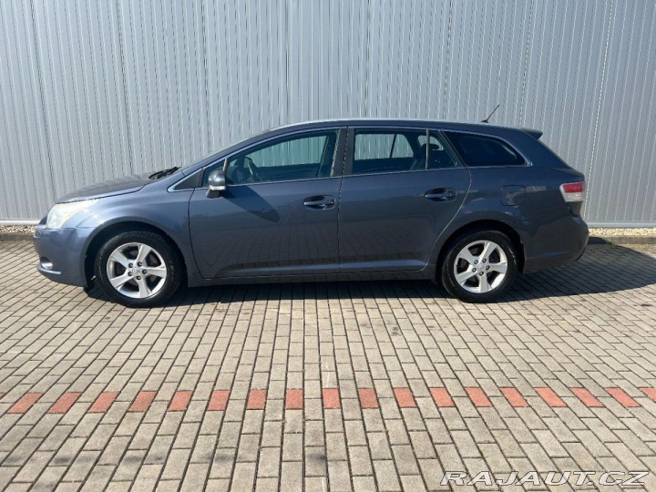 Toyota Avensis 1,8i 108kW Valvematic LUN 2009