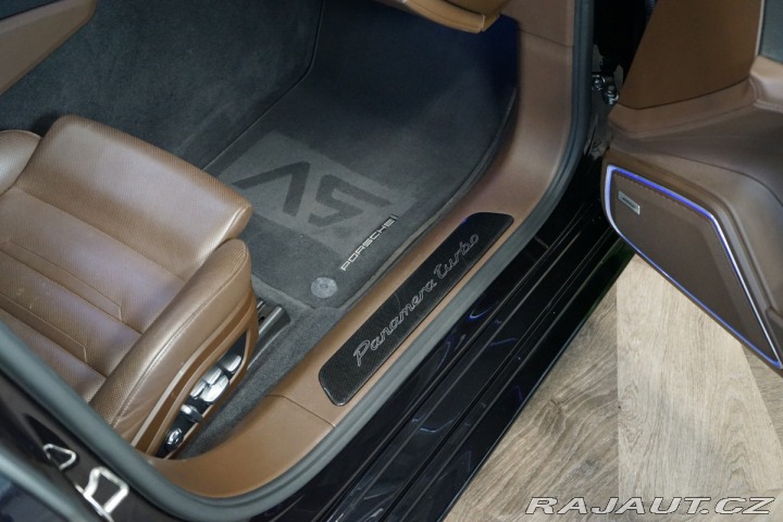 Porsche Panamera TURBO*ST*PDLS*PDCC*ZÁRUKA 2017