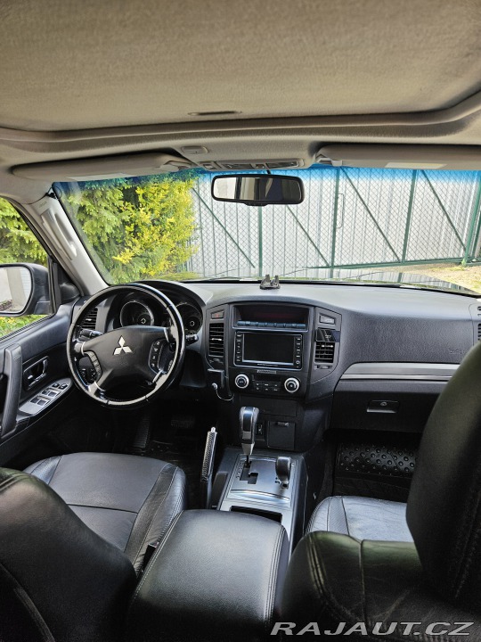 Mitsubishi Pajero  2008