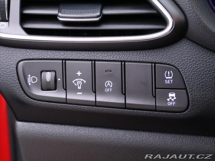 Hyundai i30 1,5 i 80kW Comfort CZ 1.M 2021