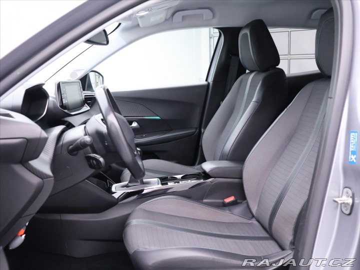 Peugeot 2008 1,2 PT Allure LED 1.Maj D 2021