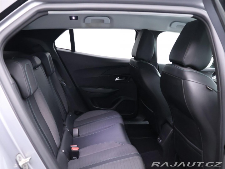 Peugeot 2008 1,2 PT Allure LED 1.Maj D 2021