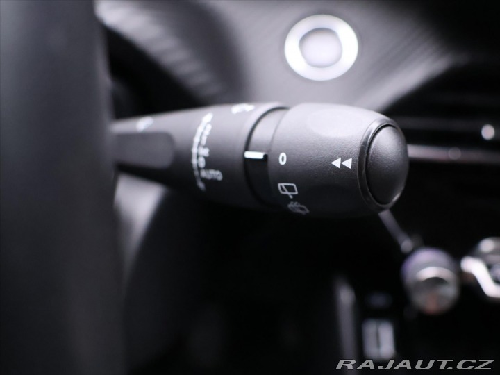 Peugeot 2008 1,2 PT Allure LED 1.Maj D 2021