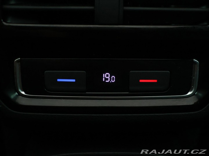 Volkswagen Passat 1,5 TSI DSG R-line Matrix 2019