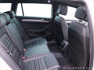 Volkswagen Passat 1,5 TSI DSG R-line Matrix 2019