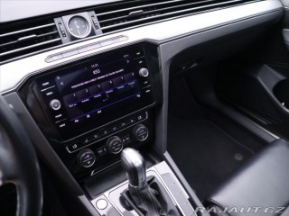Volkswagen Passat 1,5 TSI DSG R-line Matrix 2019