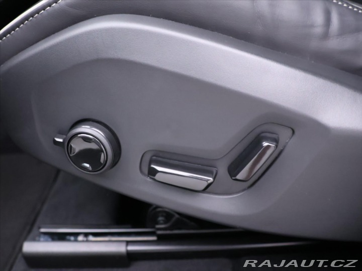 Volvo XC60 2,0 184kw CZ 1 Maj Pano 2024