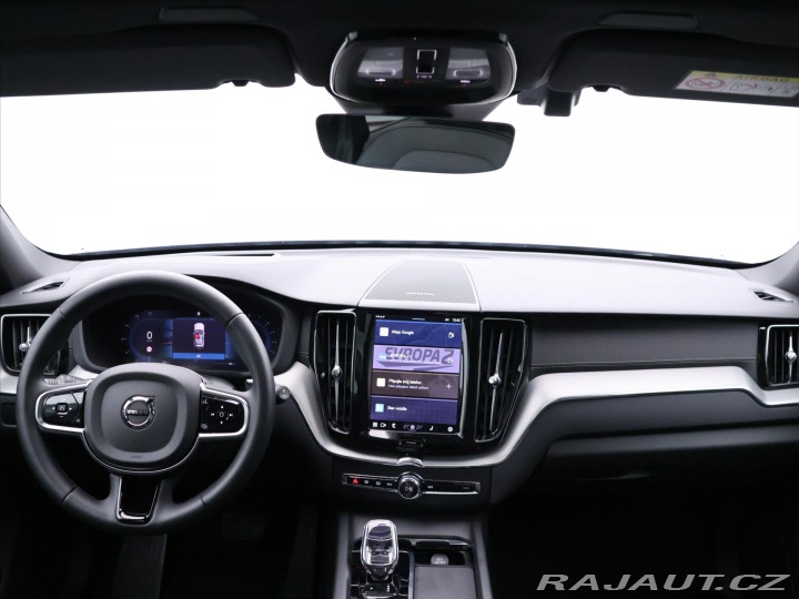 Volvo XC60 2,0 184kw CZ 1 Maj Pano 2024