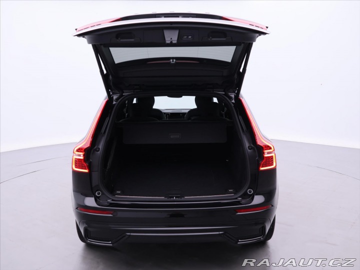 Volvo XC60 2,0 184kw CZ 1 Maj Pano 2024