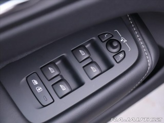Volvo XC60 2,0 184kw CZ 1 Maj Pano 2024