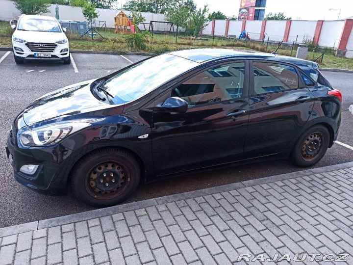 Hyundai i30 1,4   2015, benzínový mot 2015