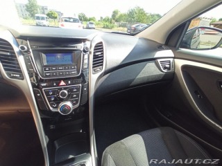 Hyundai i30 1,4 2015, benzínový mot 2015