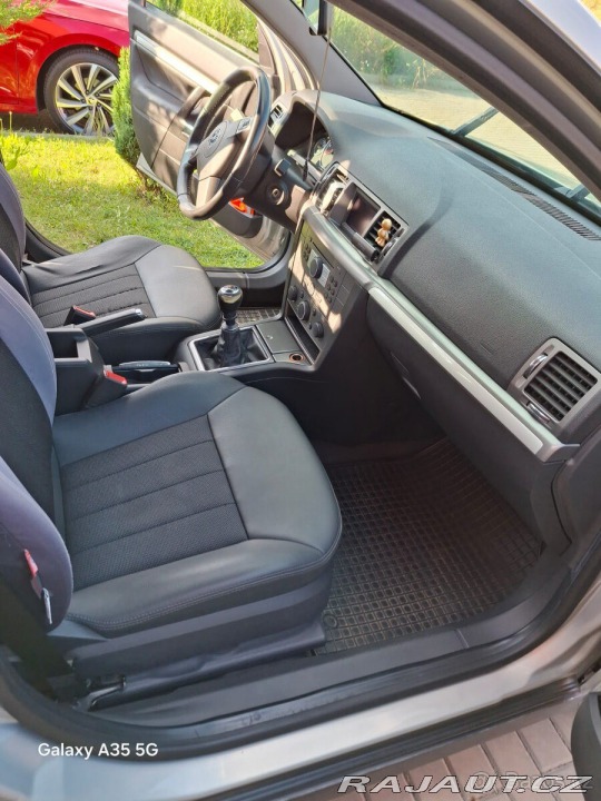 Opel Vectra 1,9   Prodám 2008