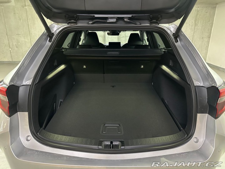 Toyota Corolla Style 1.8 Hybrid e-CVT T 2024