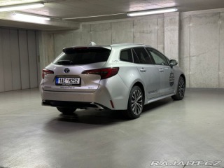 Toyota Corolla Style 1.8 Hybrid e-CVT  T 2024