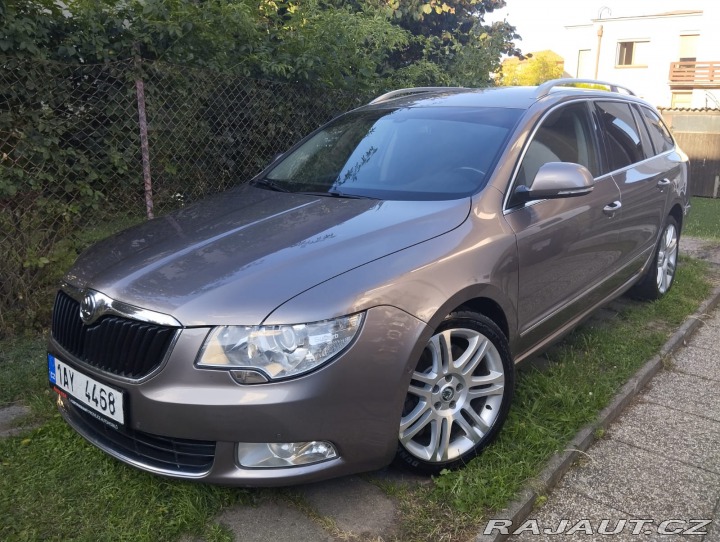 Škoda Superb 3.6 V6 DSG 4x4 Exclusive 2011