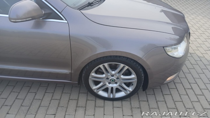 Škoda Superb 3.6 V6 DSG 4x4 Exclusive 2011