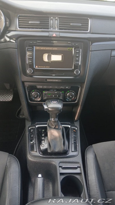 Škoda Superb 3.6 V6 DSG 4x4 Exclusive 2011