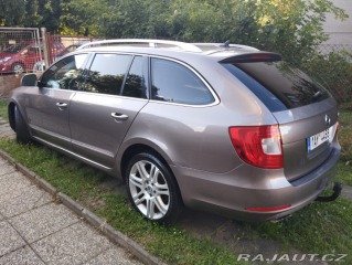 Škoda Superb 3.6 V6 DSG 4x4 Exclusive 2011