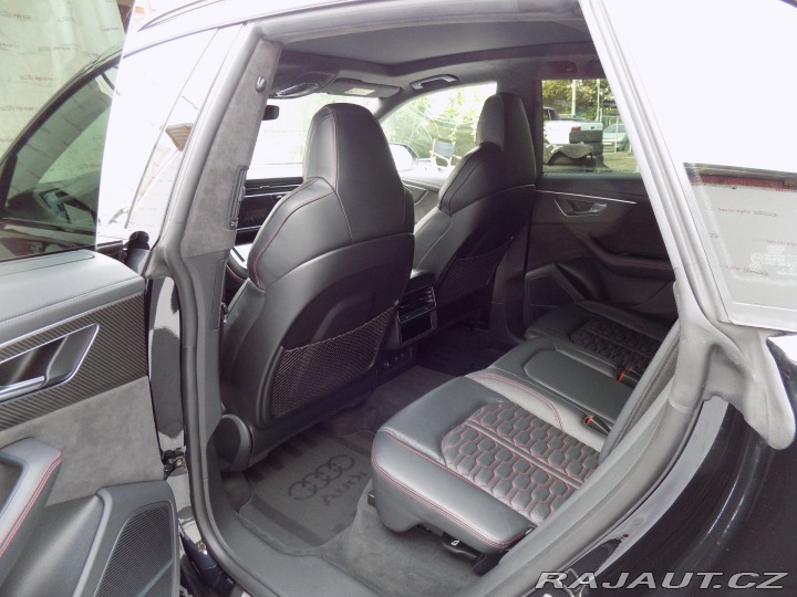 Audi RS Q8 4.0TFSi/Matrix/PANO/1.Maj 2021
