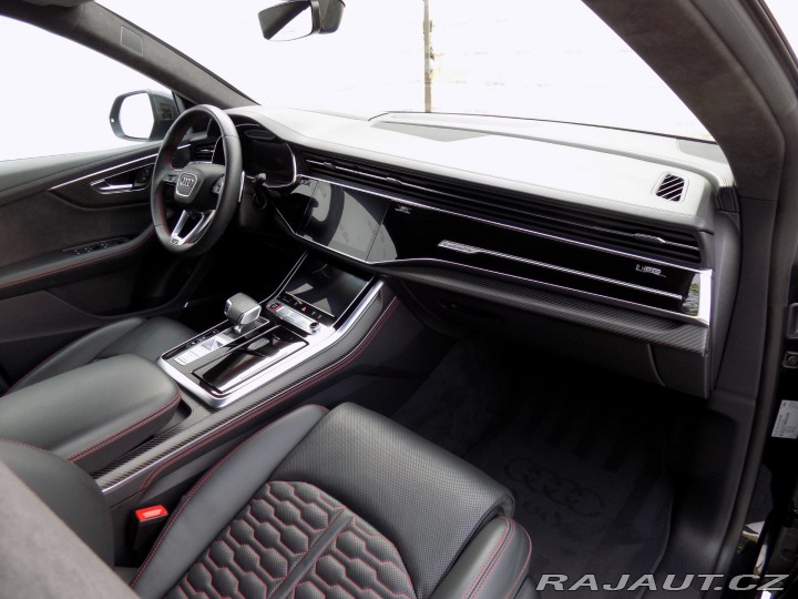 Audi RS Q8 4.0TFSi/Matrix/PANO/1.Maj 2021