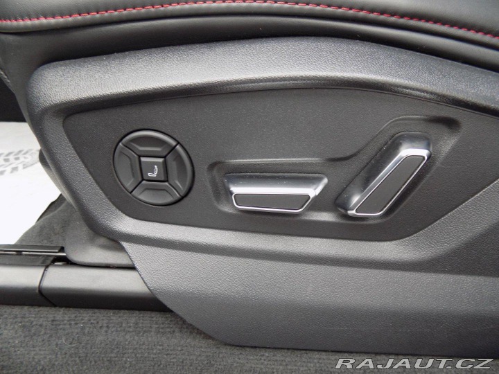 Audi RS Q8 4.0TFSi/Matrix/PANO/1.Maj 2021