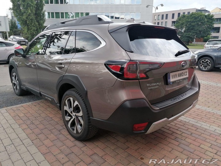Subaru Outback TOURING MY2021 2021