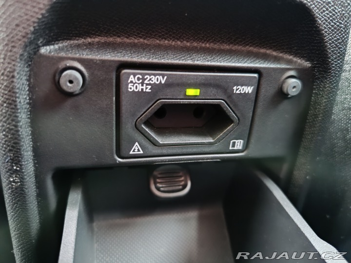 Peugeot 308  2014