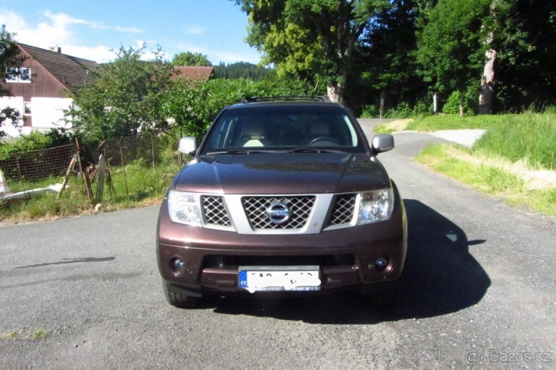 Nissan Pathfinder 2,5   DCI automat 126Kw