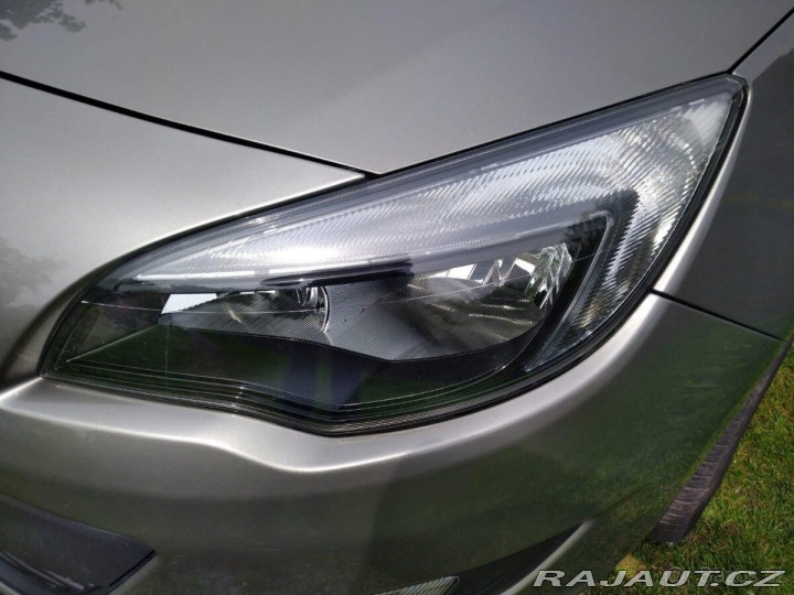 Opel Astra B16XER (2017) 2017