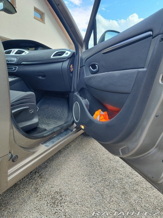 Renault Grand Scénic 1,9   96kw, nové v ČR, r. 2011