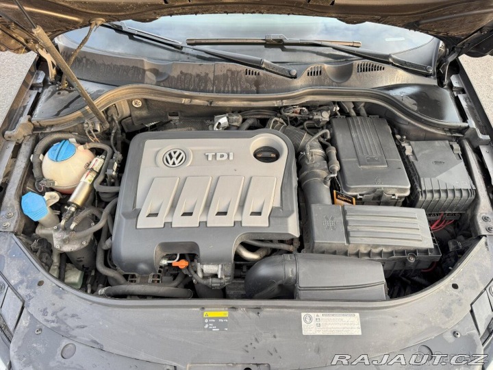 Volkswagen Passat 2,0   TDi, 2 sady kol, 20 2012