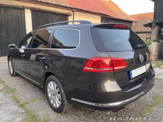 Volkswagen Passat 2,0 TDi, 2 sady kol, 20 2012