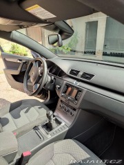 Volkswagen Passat 2,0 TDi, 2 sady kol, 20 2012