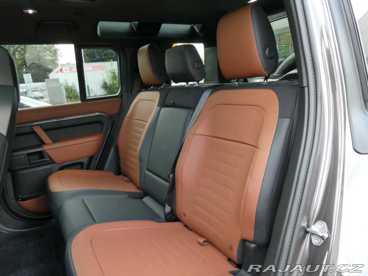 Land Rover Defender 110 4,4 OCTA P635 2025
