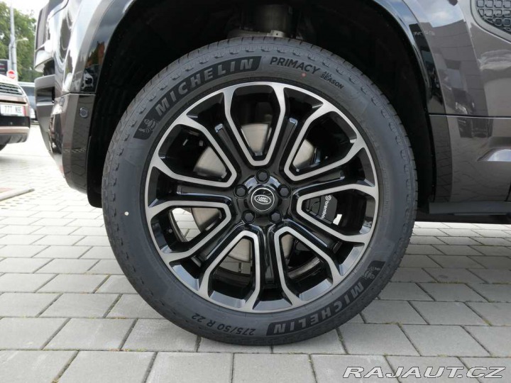 Land Rover Defender 110 4,4 OCTA P635 2025