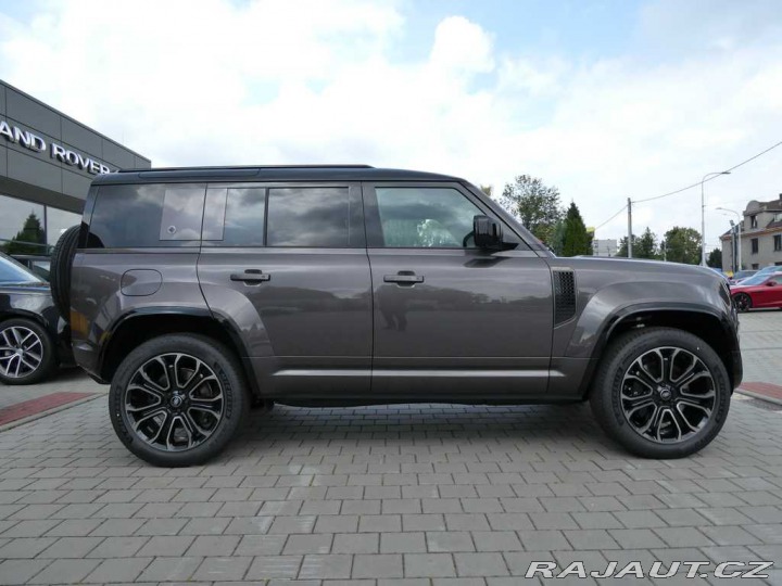Land Rover Defender 110 4,4 OCTA P635 2025