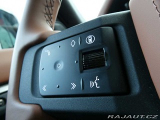 Land Rover Defender 110 4,4 OCTA P635 2025