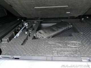 Land Rover Defender 110 4,4 OCTA P635 2025