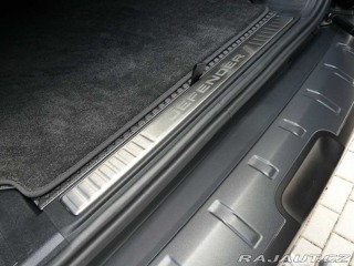Land Rover Defender 110 4,4 OCTA P635 2025