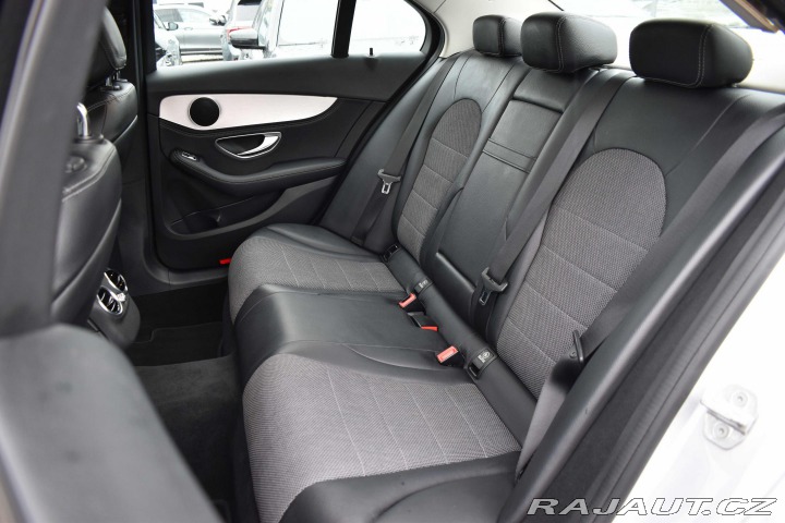 Mercedes-Benz C C 220 d 4MATIC*AMG-LINE*Č 2015