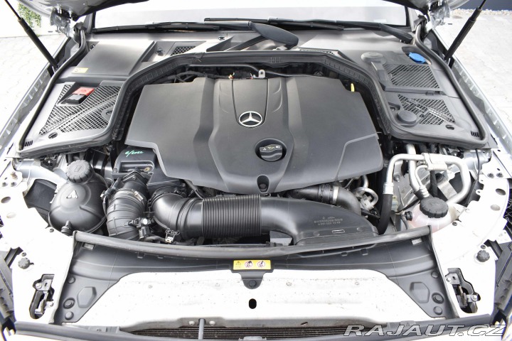 Mercedes-Benz C C 220 d 4MATIC*AMG-LINE*Č 2015