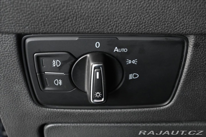 Volkswagen Passat 2,0 TDI 110 kW DSG BUSINE 2022