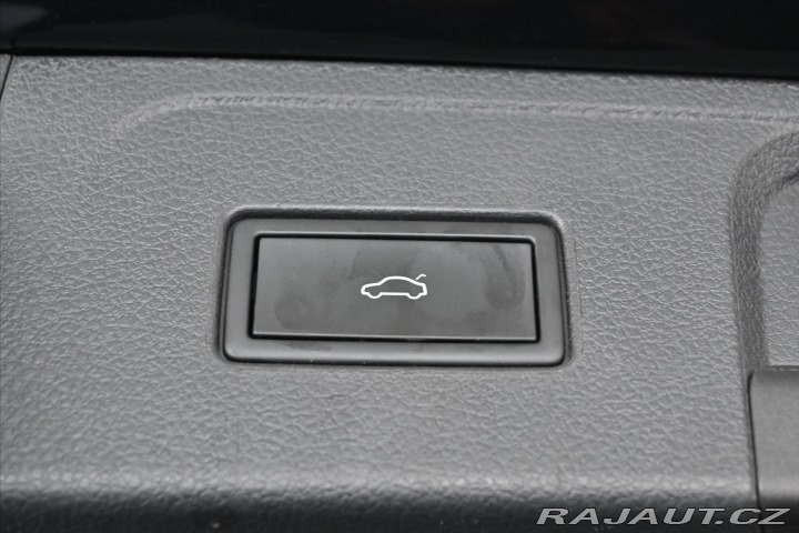 Volkswagen Passat 2,0 TDI 110 kW DSG BUSINE 2022