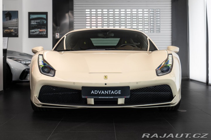 Ferrari 488  2019