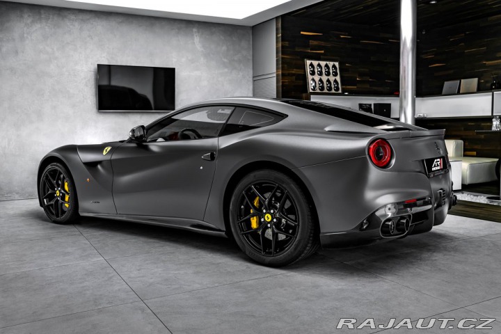 Ferrari Ostatní modely F12 Berlinetta 6.3 V12 (PA7) 2015