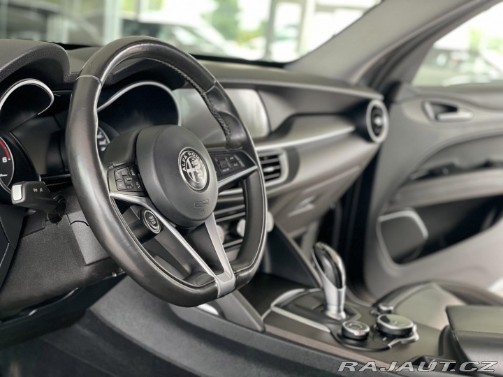 Alfa Romeo Stelvio 1800